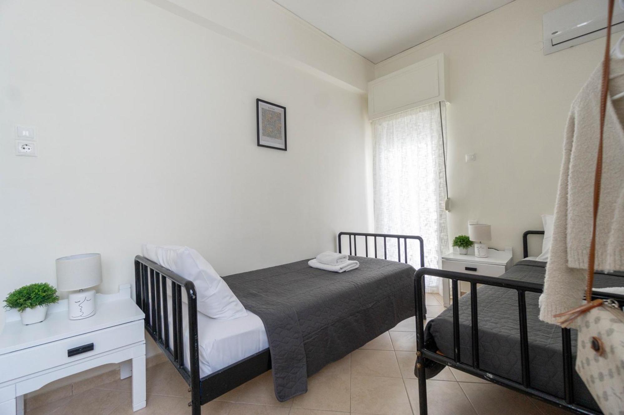 Spacious Center By Renthub