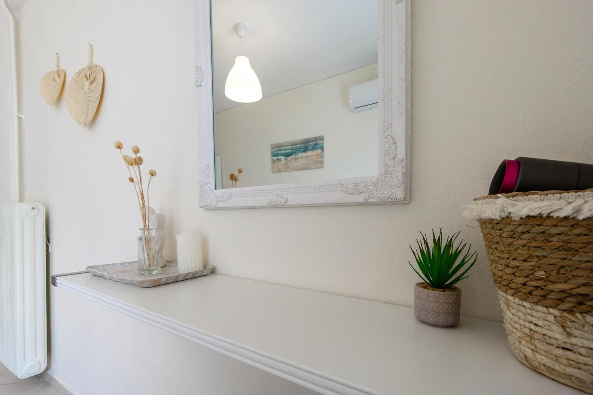 Spacious Center By Renthub Appartement